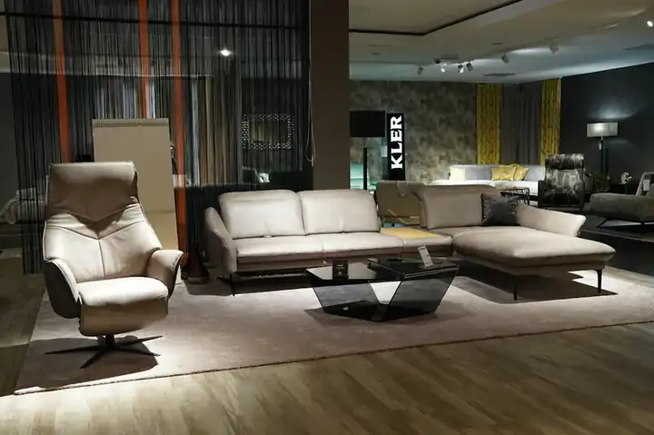 Otomana de madera maciza con almacenaje y tapa extraíble