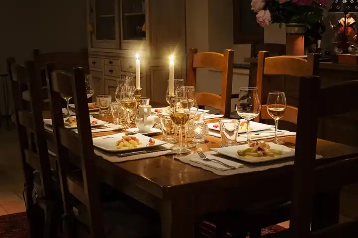 Rubberwood dining table