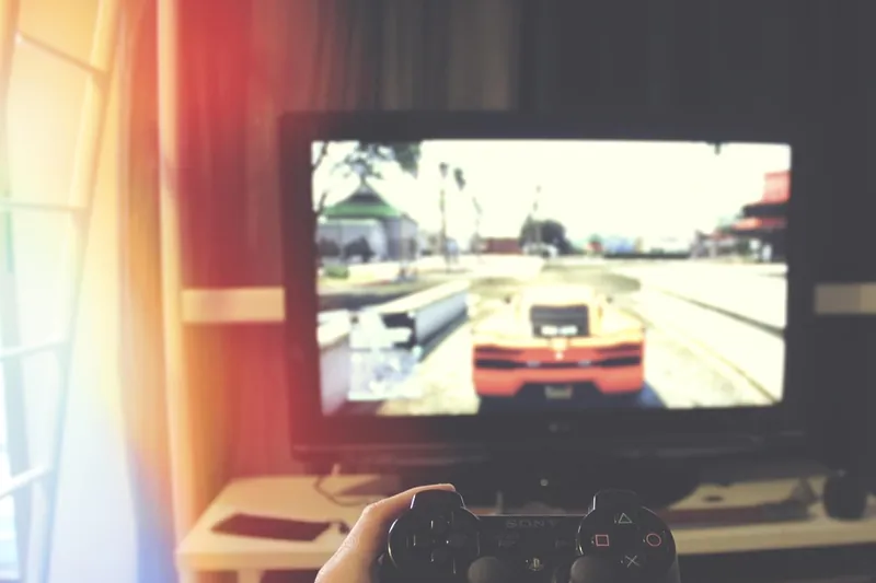 Meuble TV laiton — consoles média bois massif