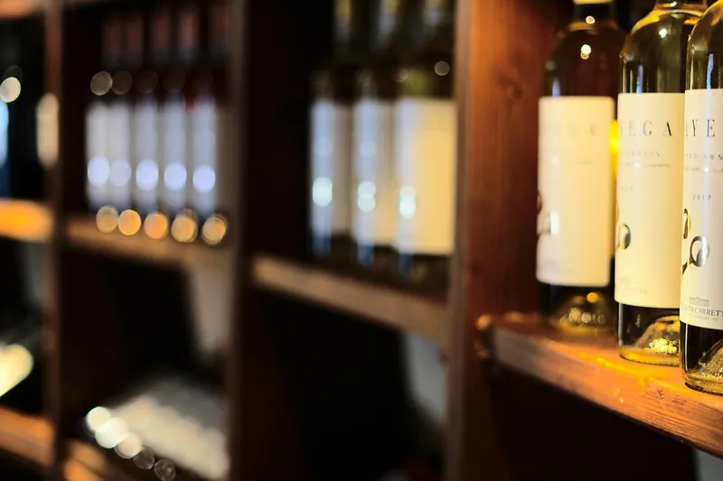 Weinregal skandinavisch — Großhandel-Hersteller